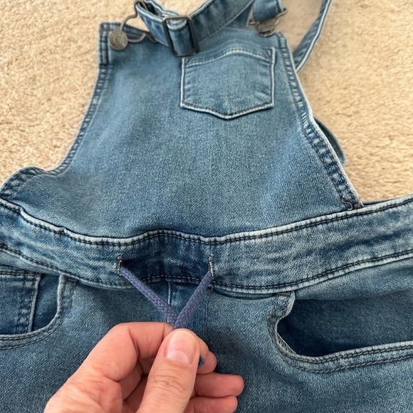 3 of NWT Cat&Jack Stretch Girls Blue Jean Overall, 2 Orange Shotrs, Sz M (7, 8) - Picture 12 of 16